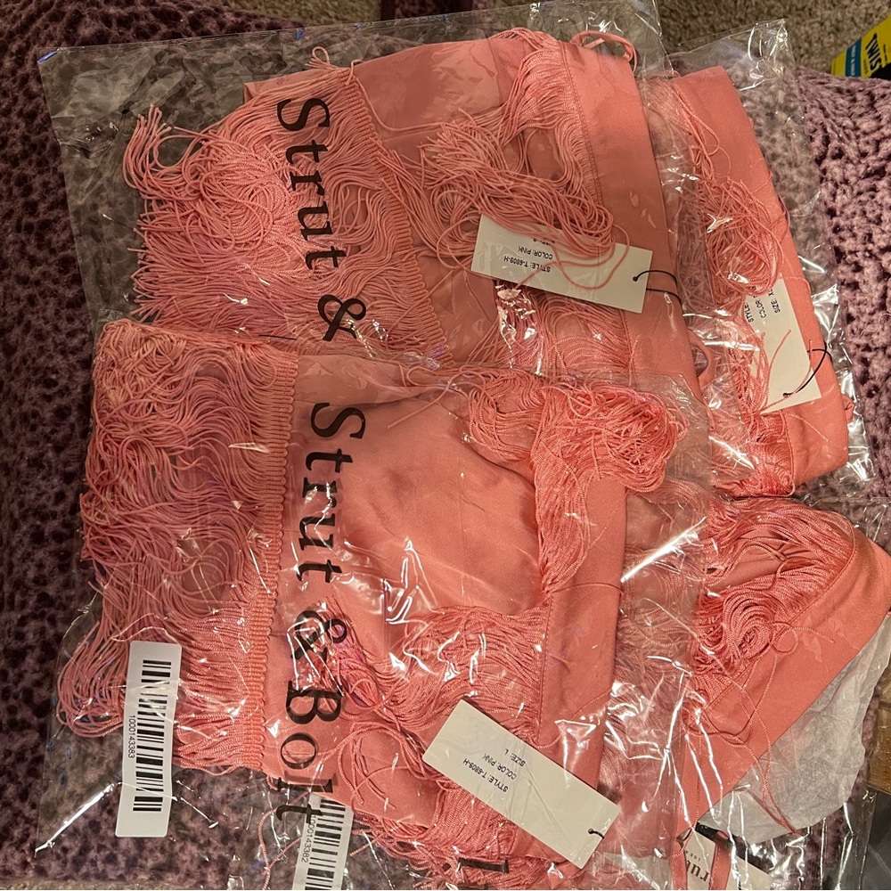 NWT Strut & Bolt Erini Fringe Crop Top - Picture 10 of 10